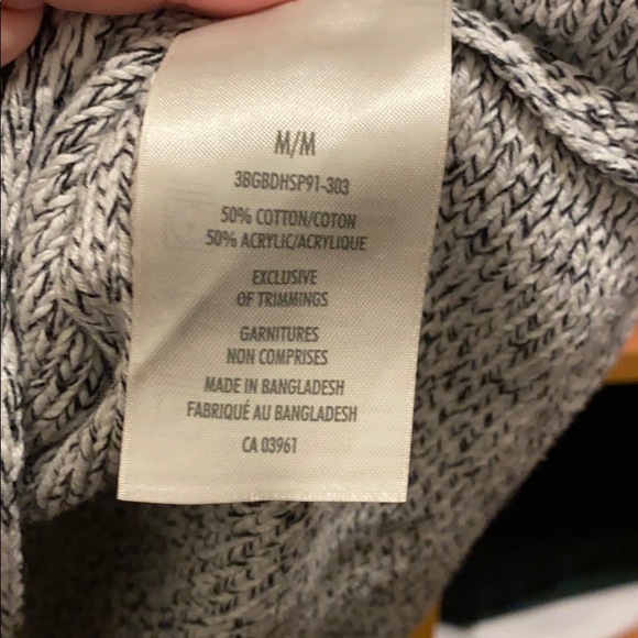 Denver Hayes | Knit Long-sleeve - Picture 7 of 8